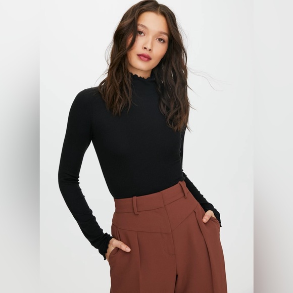 Aritzia Wilfred Carco long sleeve - Picture 5 of 6